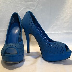 APT.9 Kennedy Blue Peep-toe Heels 👡💙